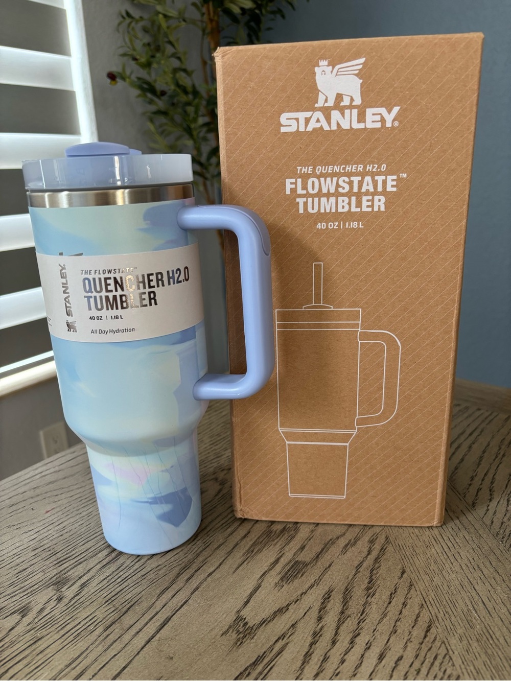 NWT Stanley 40oz Quencher H2.0 FlowState Blue Marble Tumbler